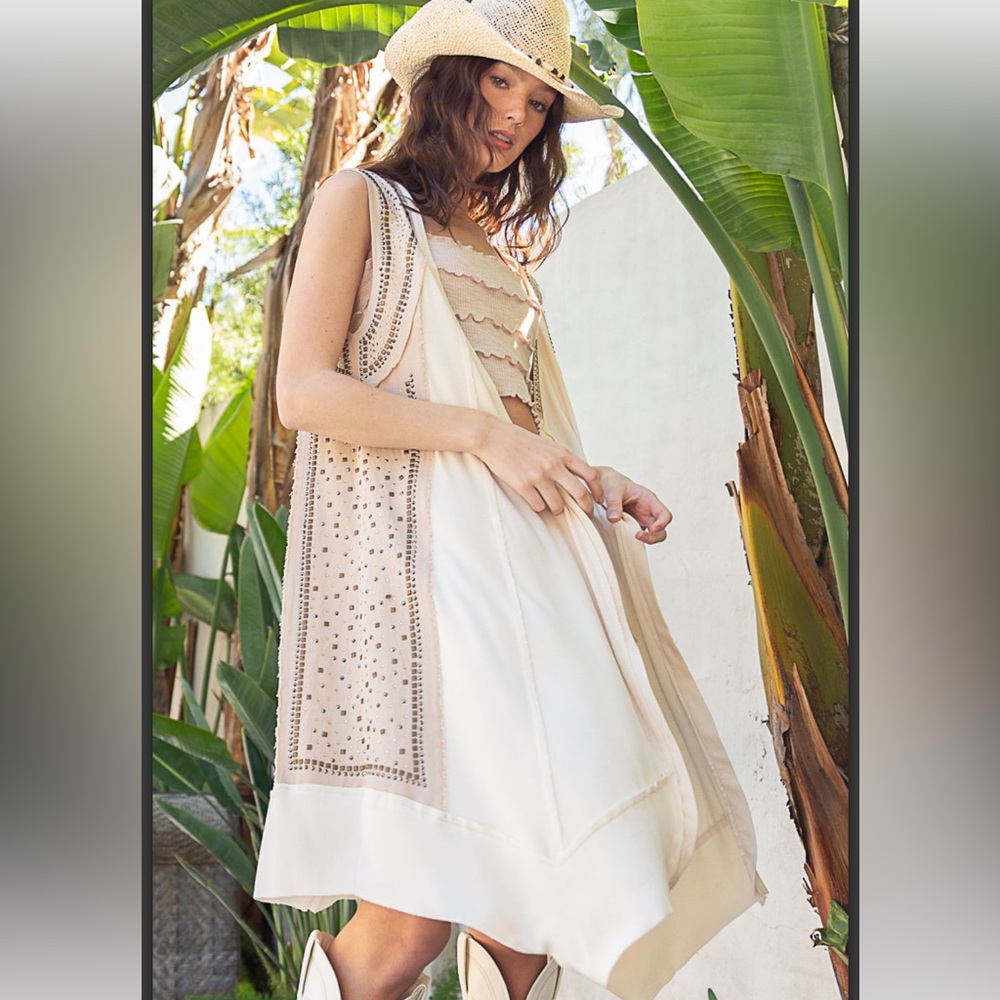 POL Cream Sleeveless Duster